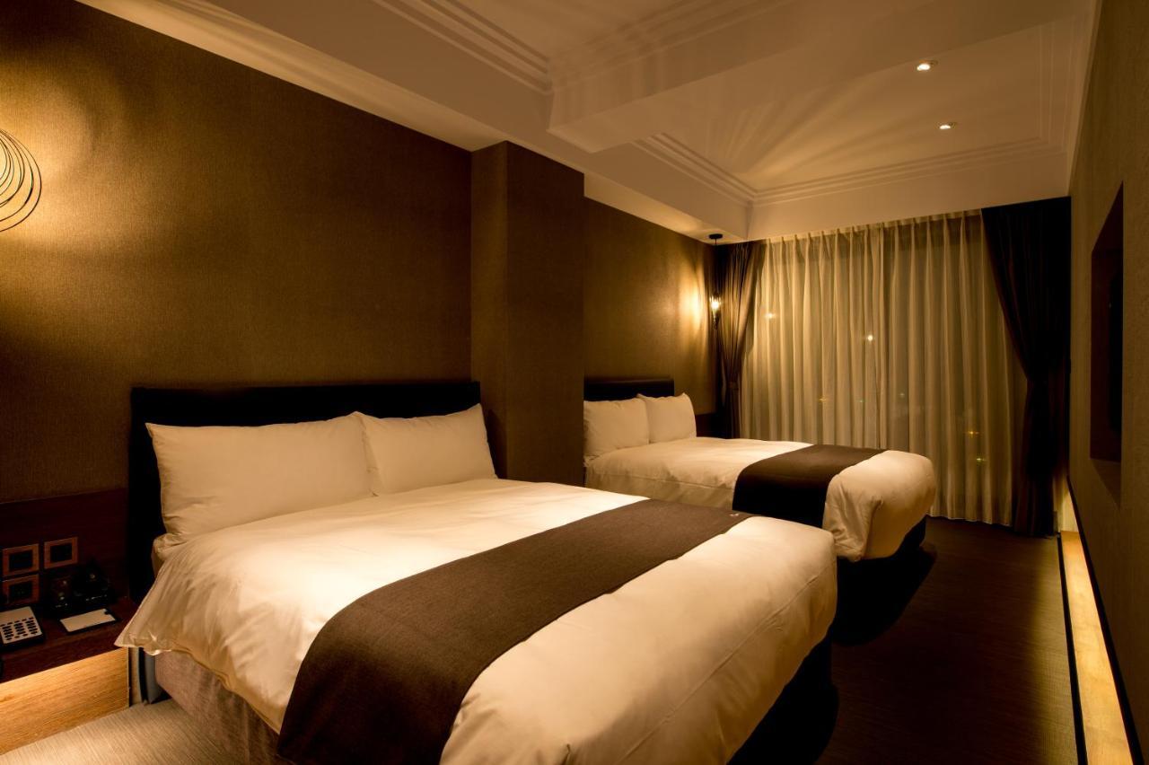 He-Jia Hotel Miaoli Extérieur photo