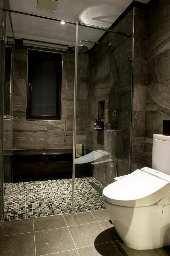 He-Jia Hotel Miaoli Extérieur photo